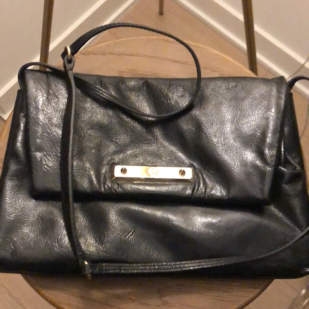 Alexander McQueen crossbody/clutch crinkled patent leather 12x8x6Removable strap